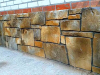 Отделка цоколя камнем и плитняком