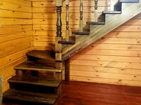 Деревянная лестница