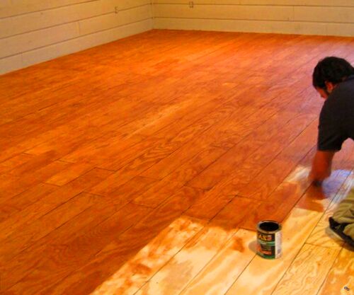 Покраска полов дома