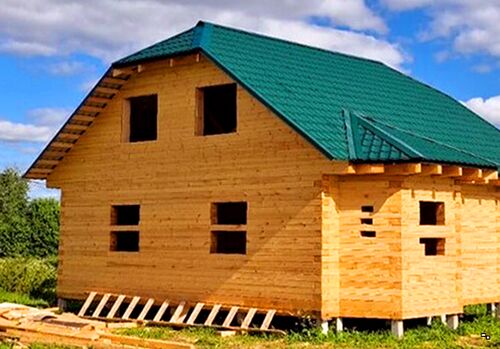 Брусовой дачный дом
