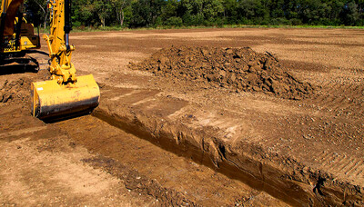 Земляные работы копка рытье разработка грунта Лотошино цена под ключ